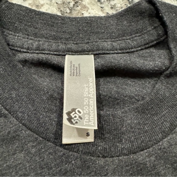 American Apparel Charcoal T-Shirt Tofino Brewing Company - Picture 3 of 3